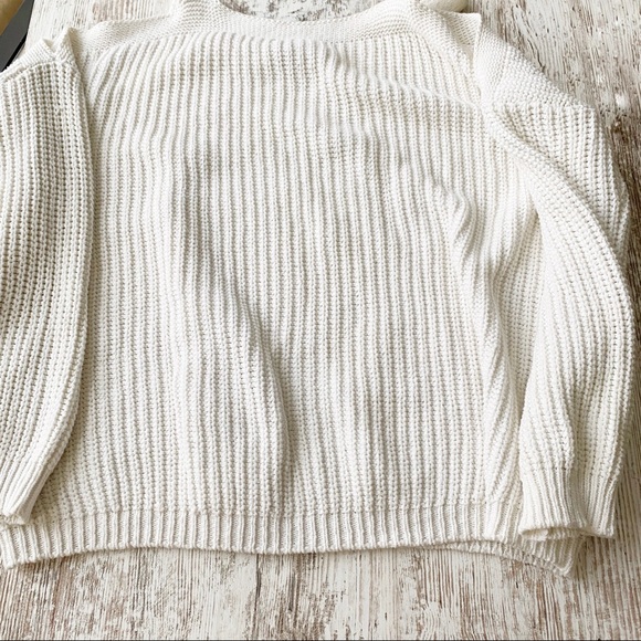 Jamison Cold Shoulder Knit White Sweater Small - Picture 3 of 7